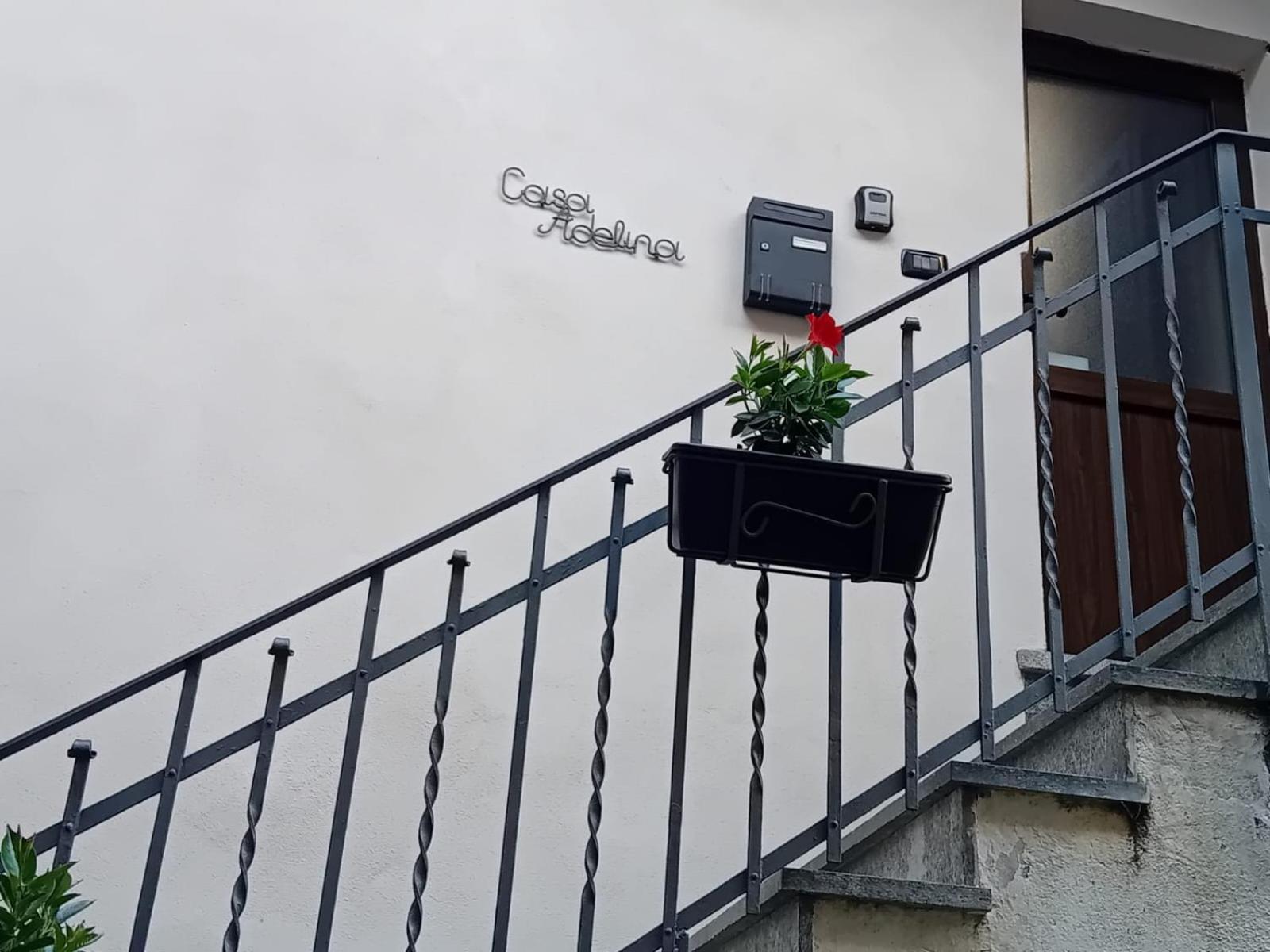 Casa Adelina - Appartamento Pallanza Centro Verbania Exterior foto